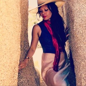 Meet your Posher, Posh